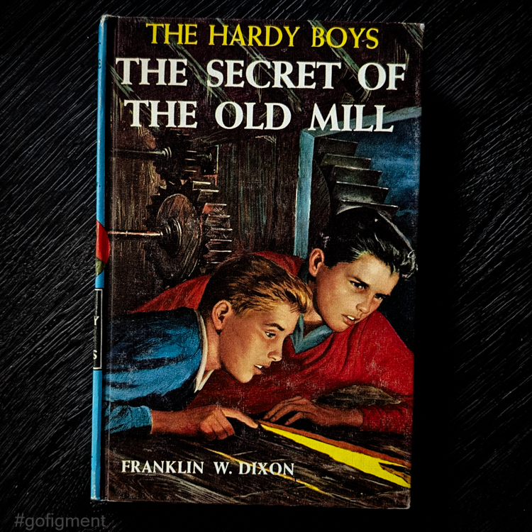 03 The Secret of the Old Mill (1962): Vintage Hardy Boys Book Blue-Back image 0