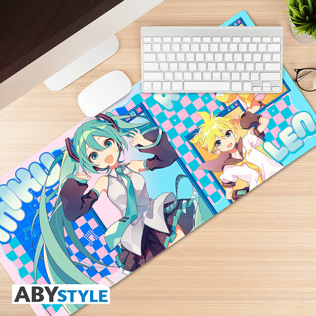 Abysse XXL mousepad featuring colorful Vocaloid Hatsune Miku and Len with vibrant checkered background design