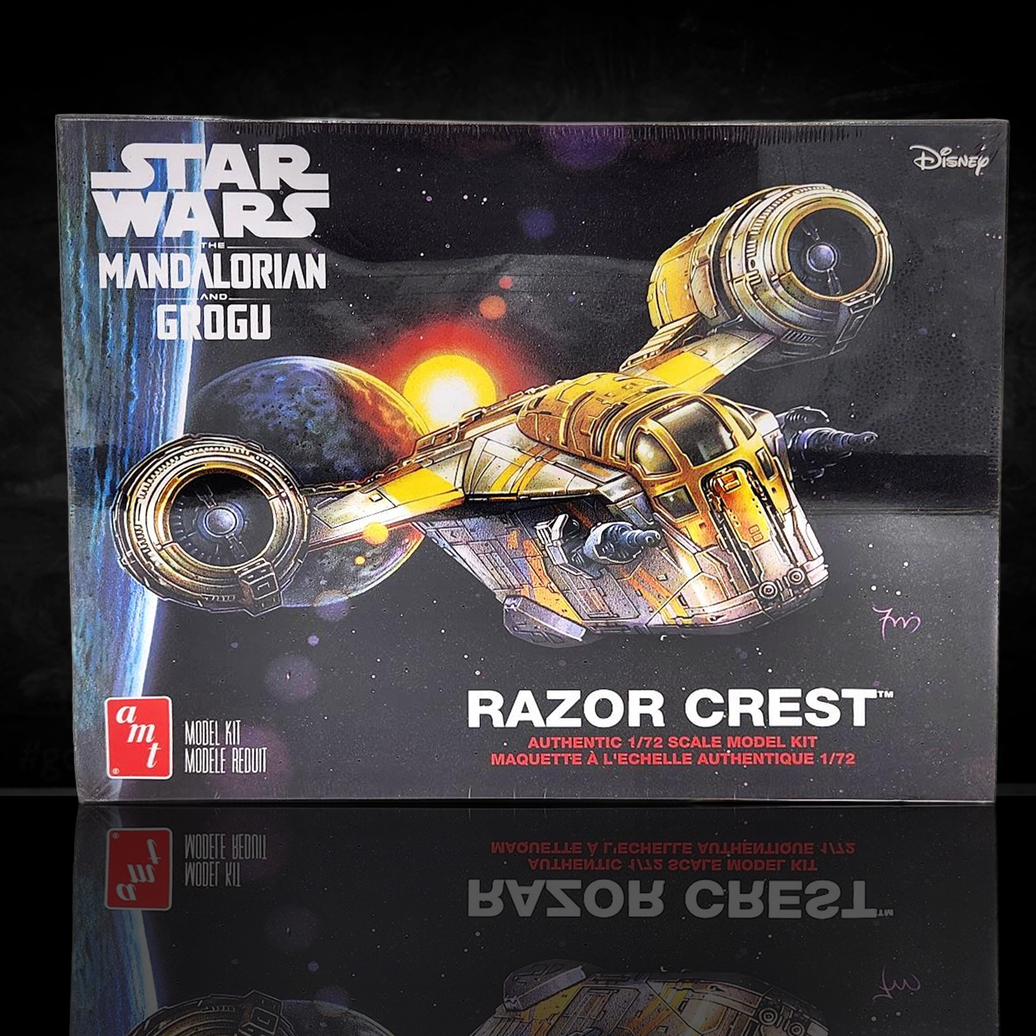 The Mandalorian & Grogu Razor Crest 1/72 Scale Model Kit Star Wars AMT by Monster Scenes new in box collectible kit