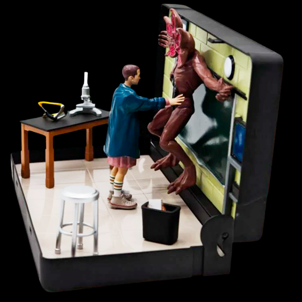 VHS Stars Stranger Things Eleven vs. Demogorgon Diorama Playset by Console Heroes, detailed collectible scene