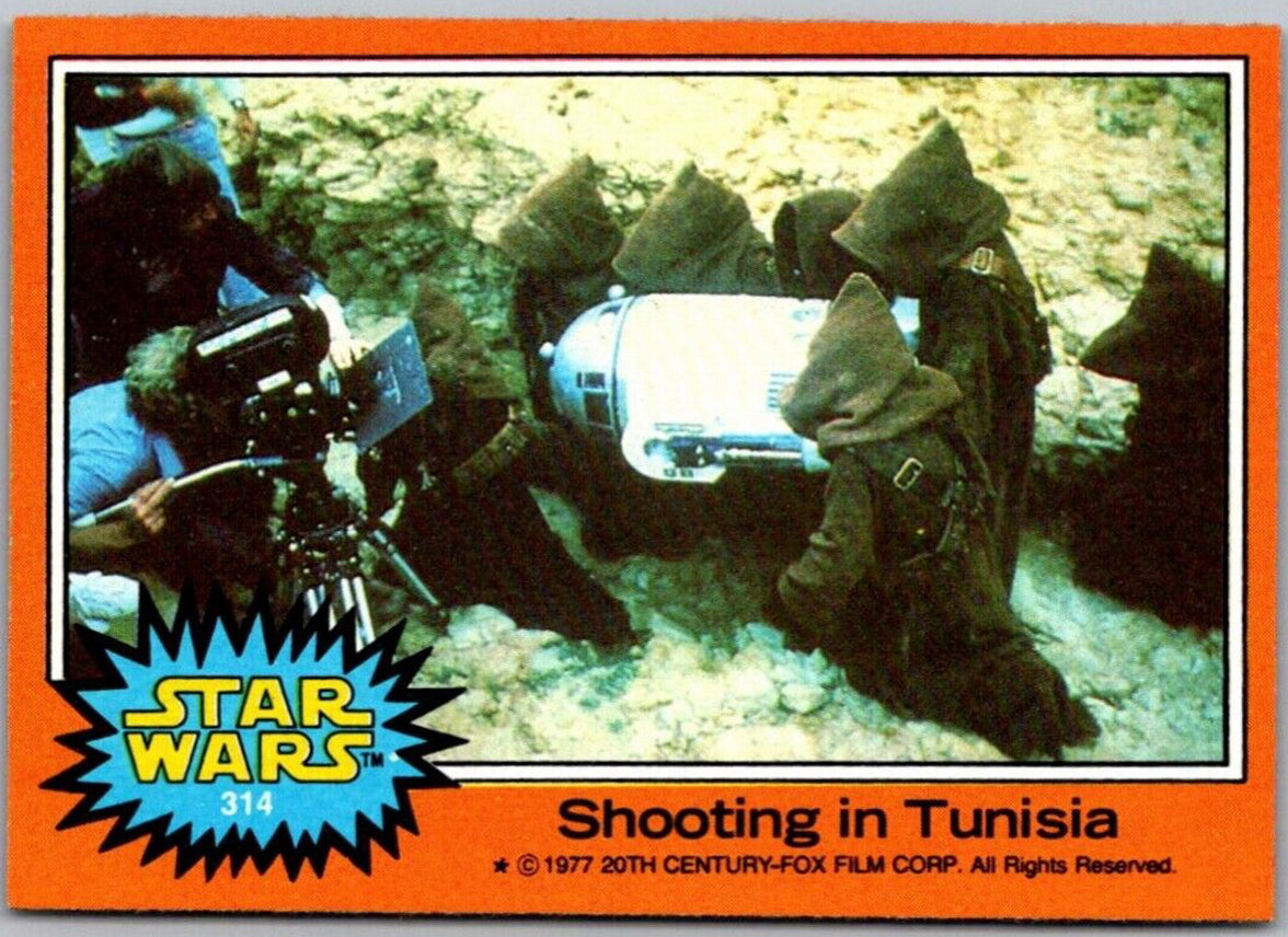 1977 TOPPS STAR WARS Orange Series 4 card 314 showing behind the scenes shooting in Tunisia by Go Figment