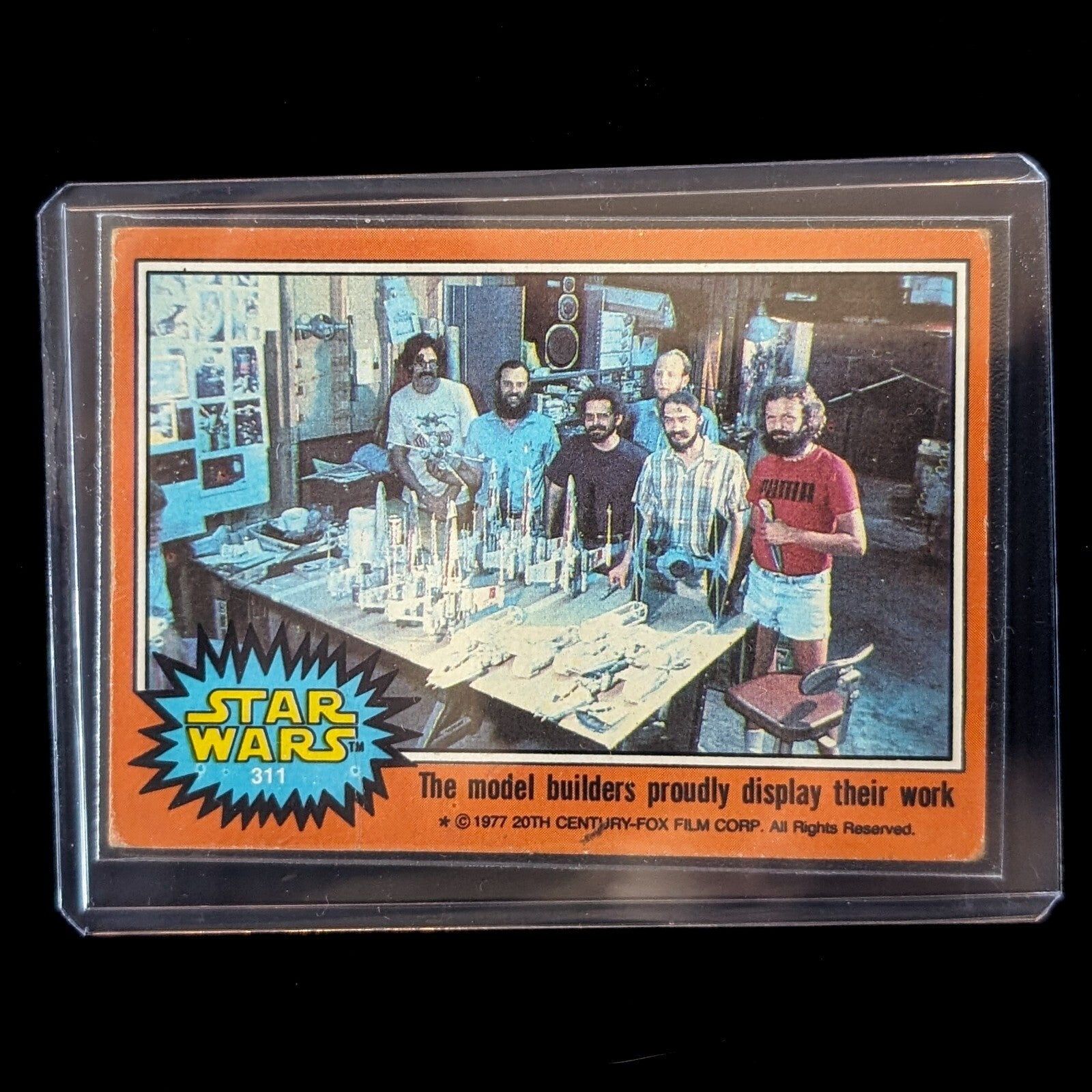 1977 TOPPS STAR WARS trading card Orange Series 4 Go Figment model builders display their work card number 311