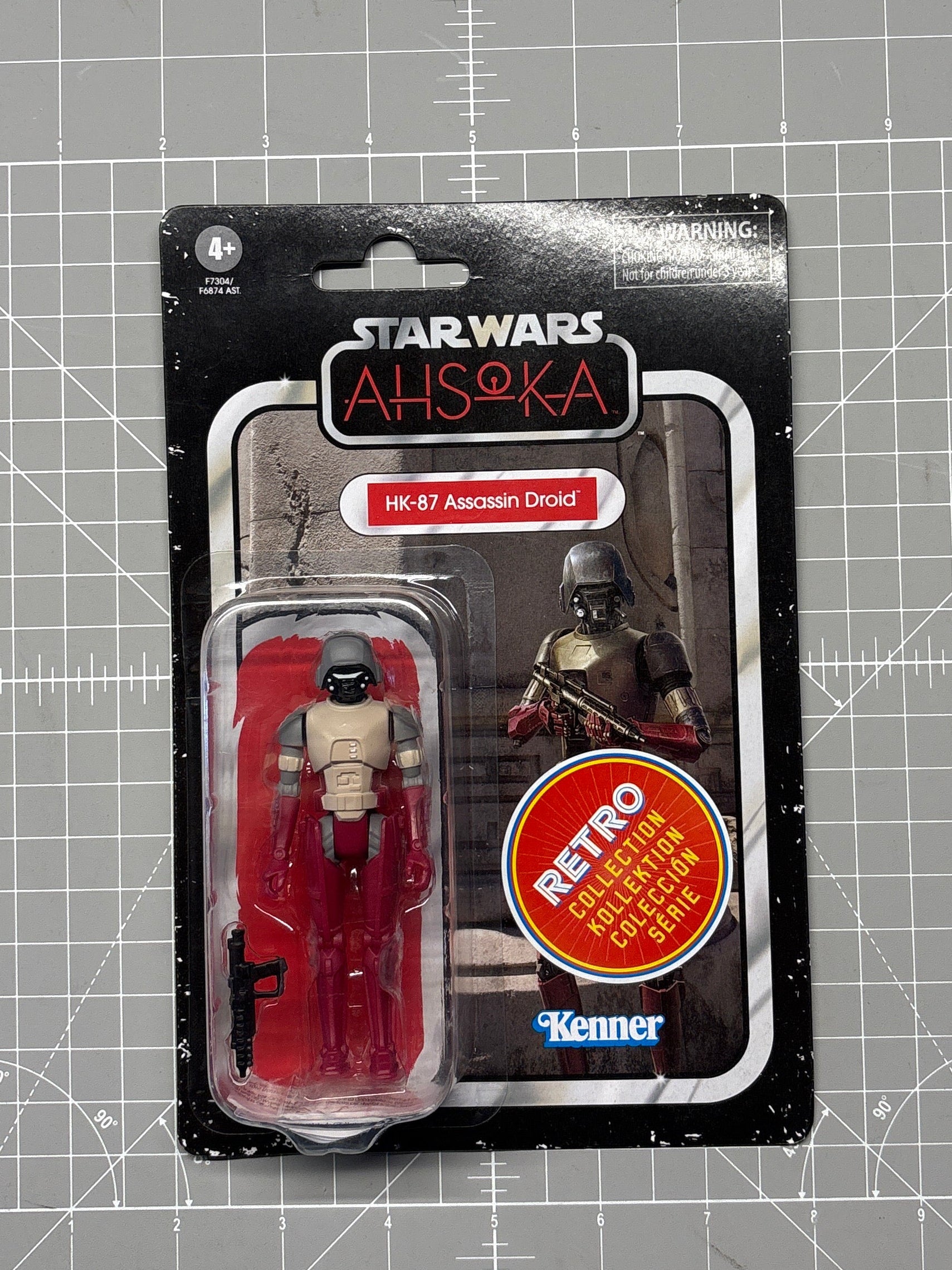 HK-87 Droid Star Wars Retro Collection Action Figure 1:18 Scale Ahsoka by Kenner in package