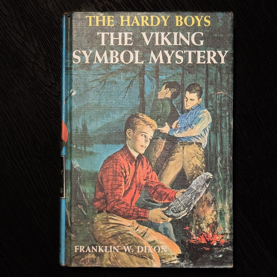 42 The Viking Symbol Mystery (1963):  Vintage Hardy Boys Book Blue-Back image 0