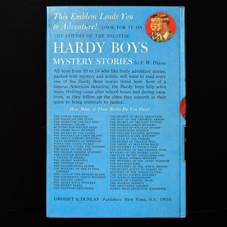 11 While the Clock Ticked (1931):  Vintage Hardy Boys Book Blue-Back image 2