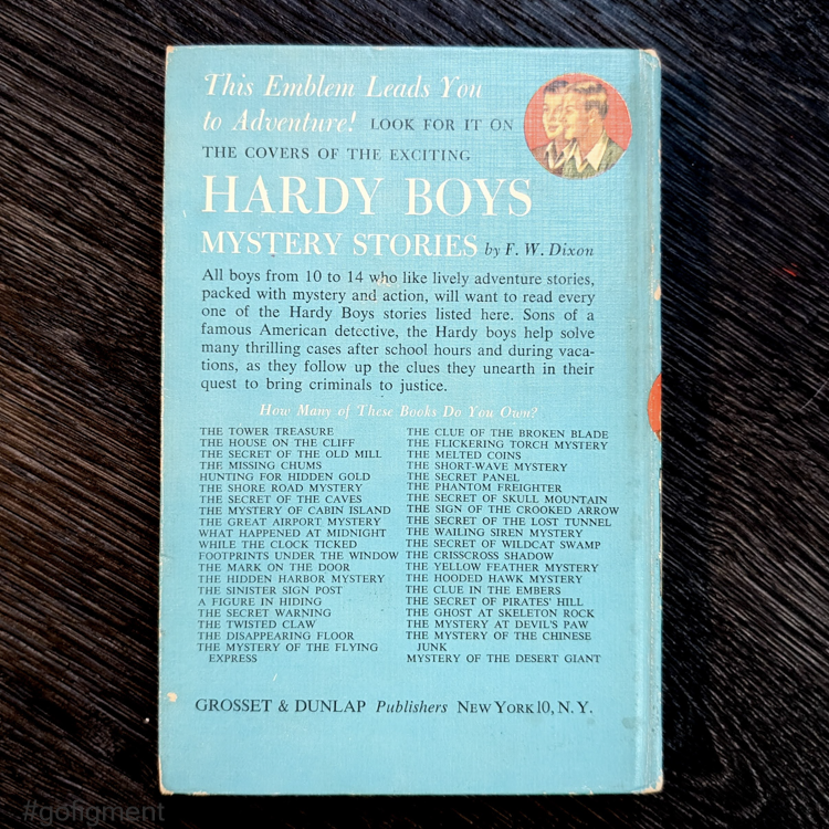 29 The Secret of the Lost Tunnel (1950):  Vintage Hardy Boys Book Blue-Back image 2