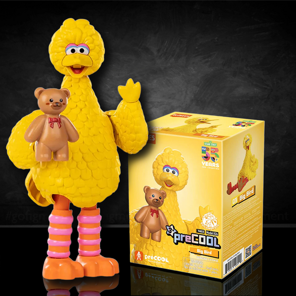Blokees Big Bird Sesame Street 5-inch scale mini model kit with teddy bear accessory and yellow feathered figure