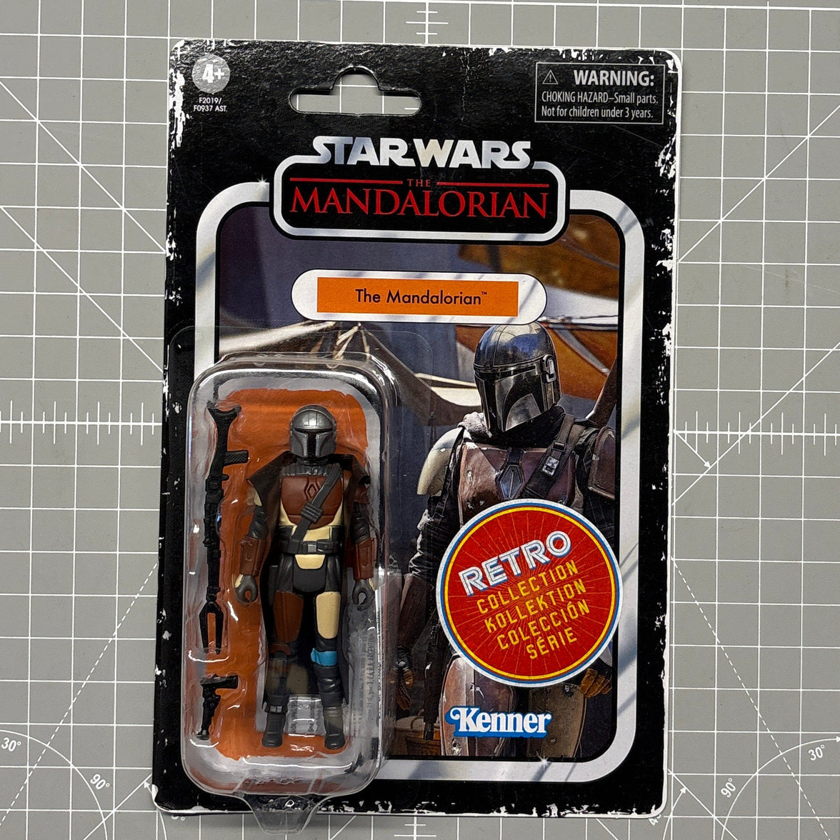 The Mandalorian Star Wars Retro Collection Action Figure 1:18 Scale MANDO by Kenner in retro packaging