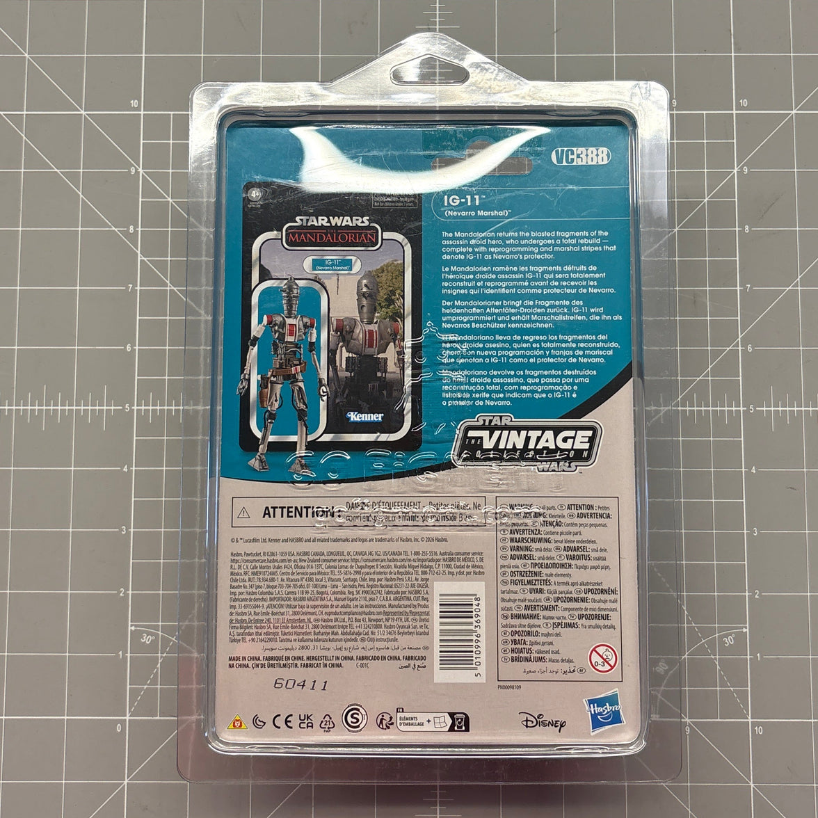 Kenner IG-11 Nevarro Marshal 1:18 | 3.75" Star Wars The Vintage Collection Action Figure in case, back packaging view