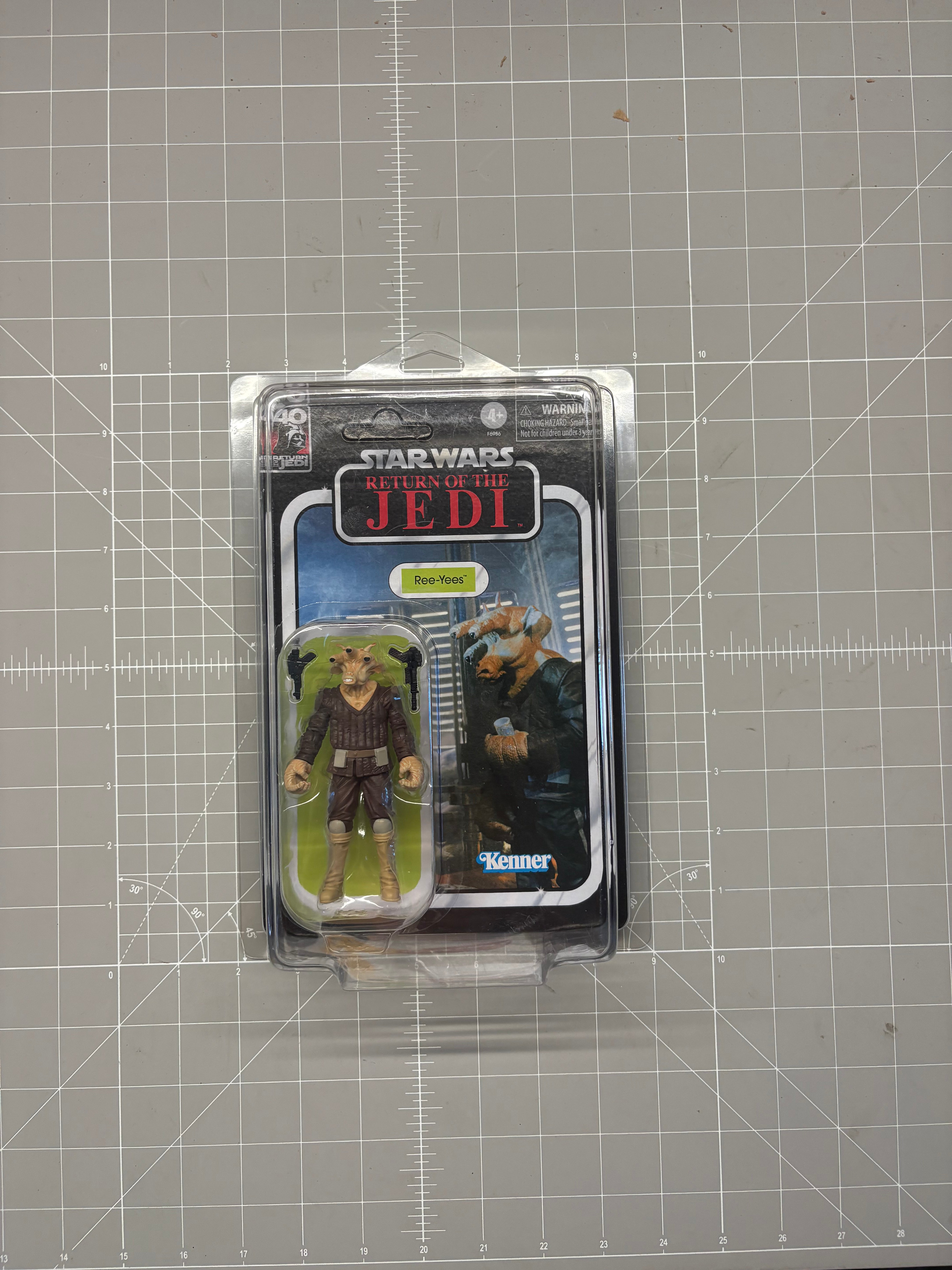 Ree-Yees 1:18 | 3.75" Star Wars The Vintage Collection Action Figure VC-137 by Kenner in sealed carded packaging