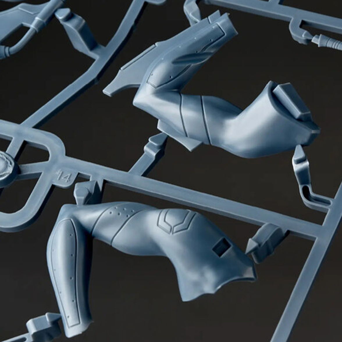 Evangelion Unit-01 Kaiyodo ARTPLA Operation Yashima 360mm Plastic Model Kit with parts on a sprue