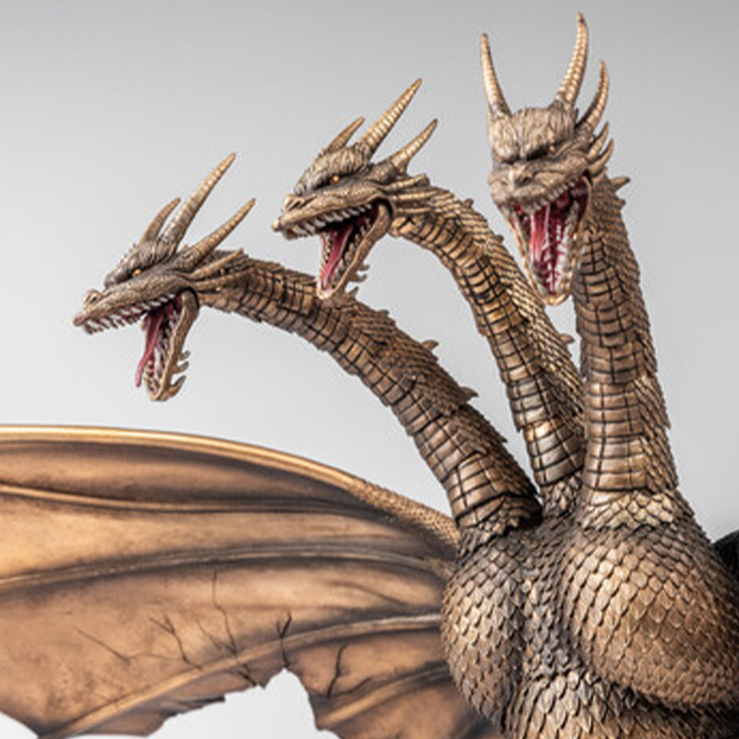 King Ghidorah 1991 Battle Damaged Godzilla vs. King Ghidorah Hiya Toys Exquisite Basic 13" Action Figure IN HAND by Exquisite new in box