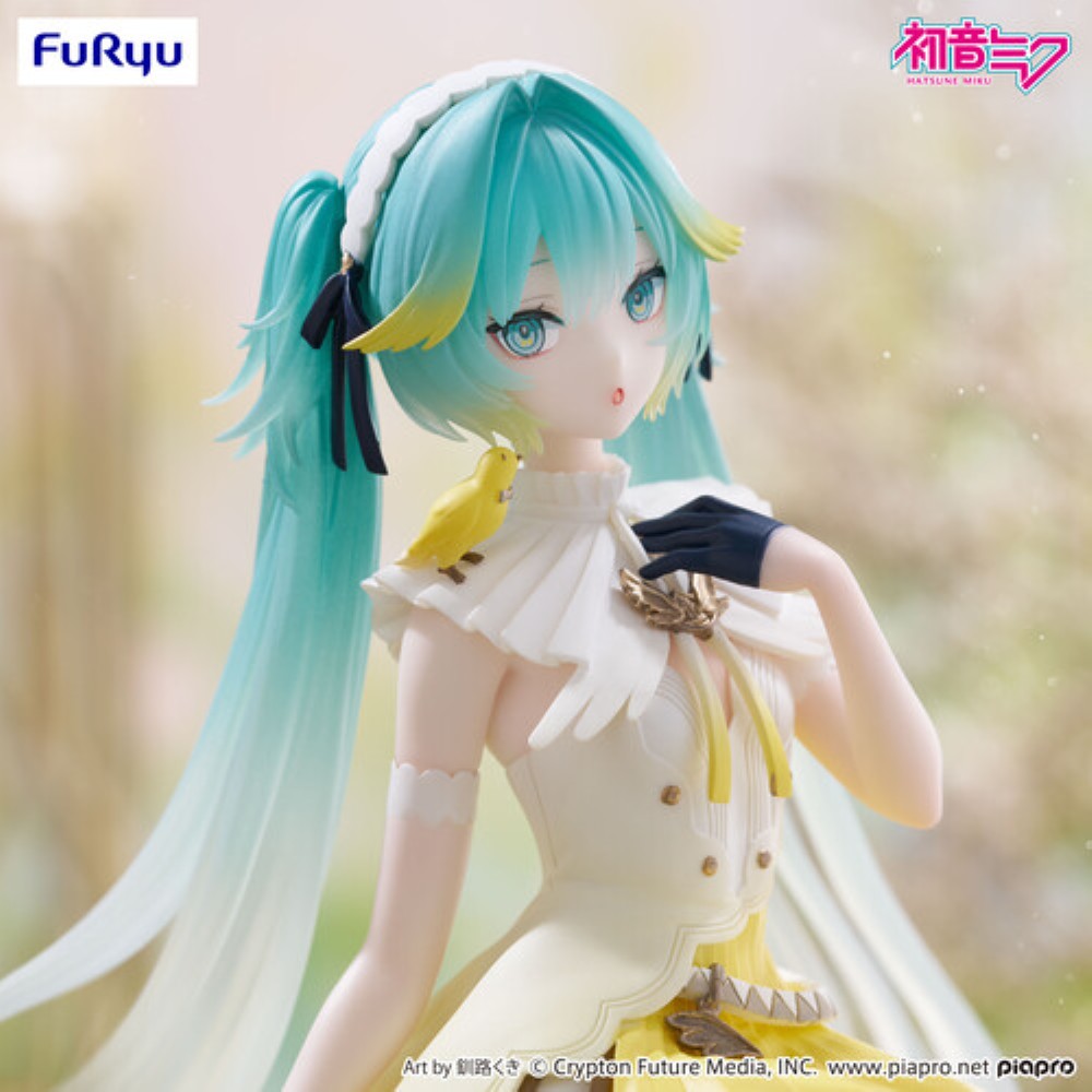 Hatsune Miku Canary Bird Noodle Stopper Figure FuRyu Anime Statue new in box by Banpresto with teal hair and yellow bird accessory