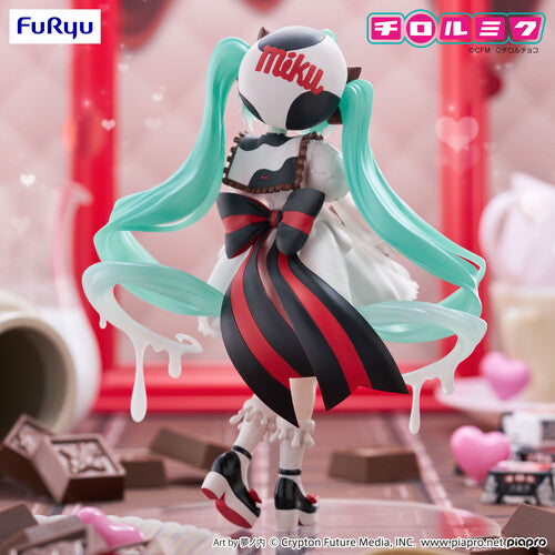 Hatsune Miku x TIROL Choco: Milk Chocolate Version – Trio-Try-iT Statue by Banpresto with mint twintails and dripping chocolate effect