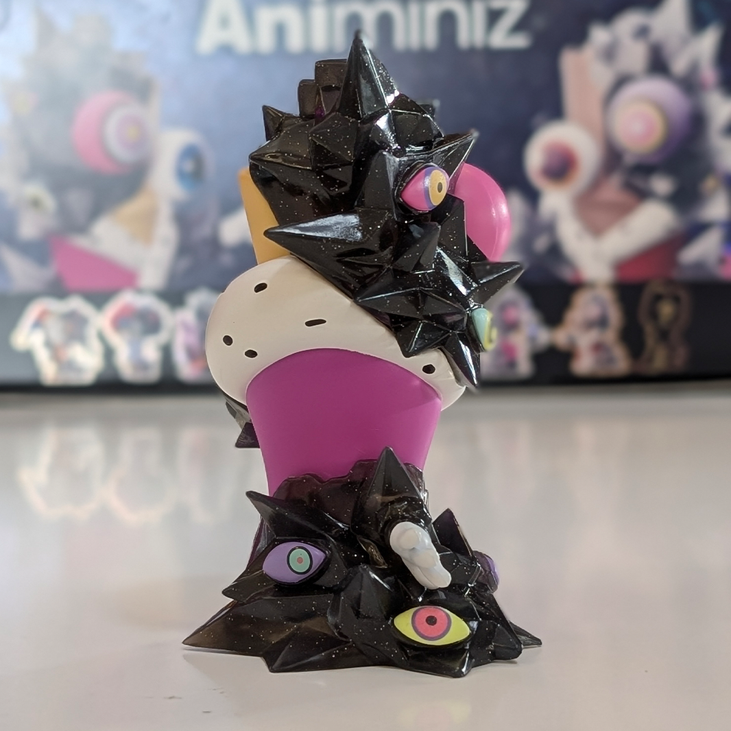 Abstracting Kinger - 4 inch Action Figure from The Digital Circus by Glitch Productions, black and purple collectible figure