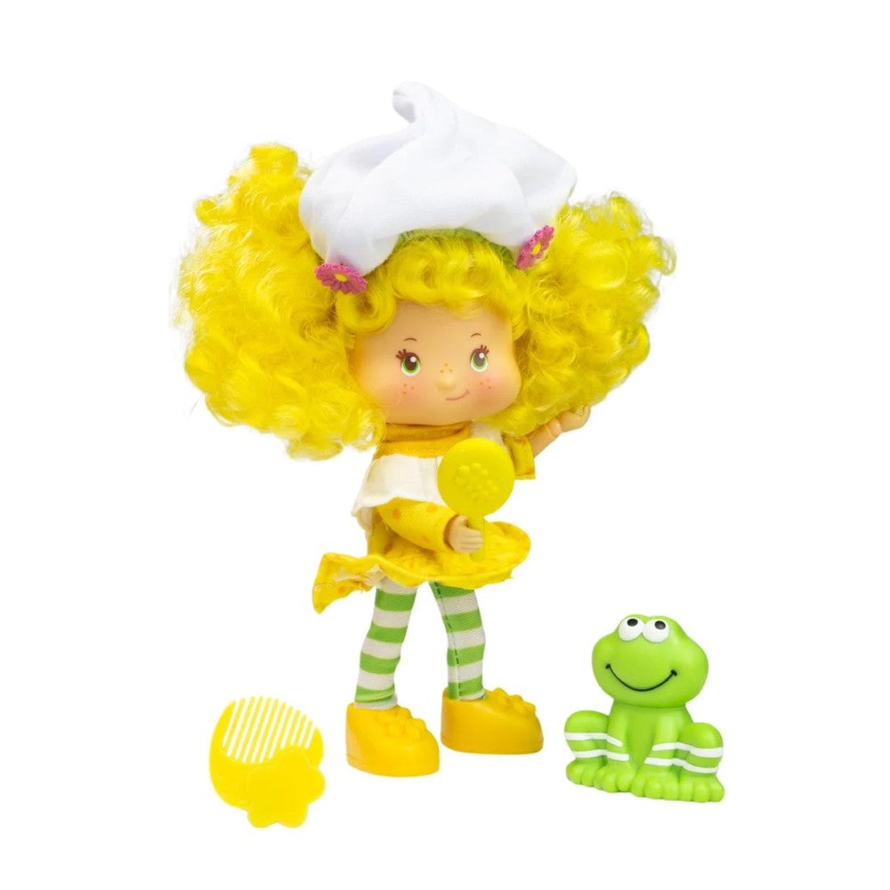 5 1/2-inch Loyal Subjects Strawberry Shortcake Lemon Meringue fashion doll with frog and comb accessories