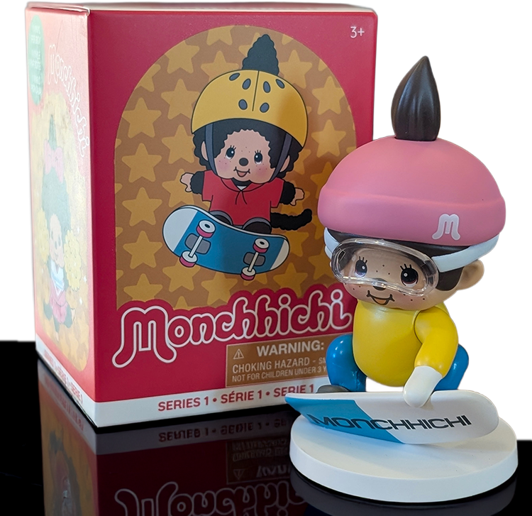 Sekiguchi Monchhichi Boy Snowboarding vinyl figure with pink helmet and blue snowboard on white snow-themed base
