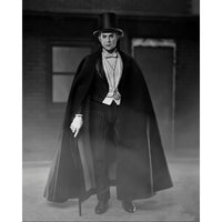 Dracula of Carfax Abbey Black and White 7 inch Neca Action Figure Universal Monsters in classic cape and top hat new in box collectible
