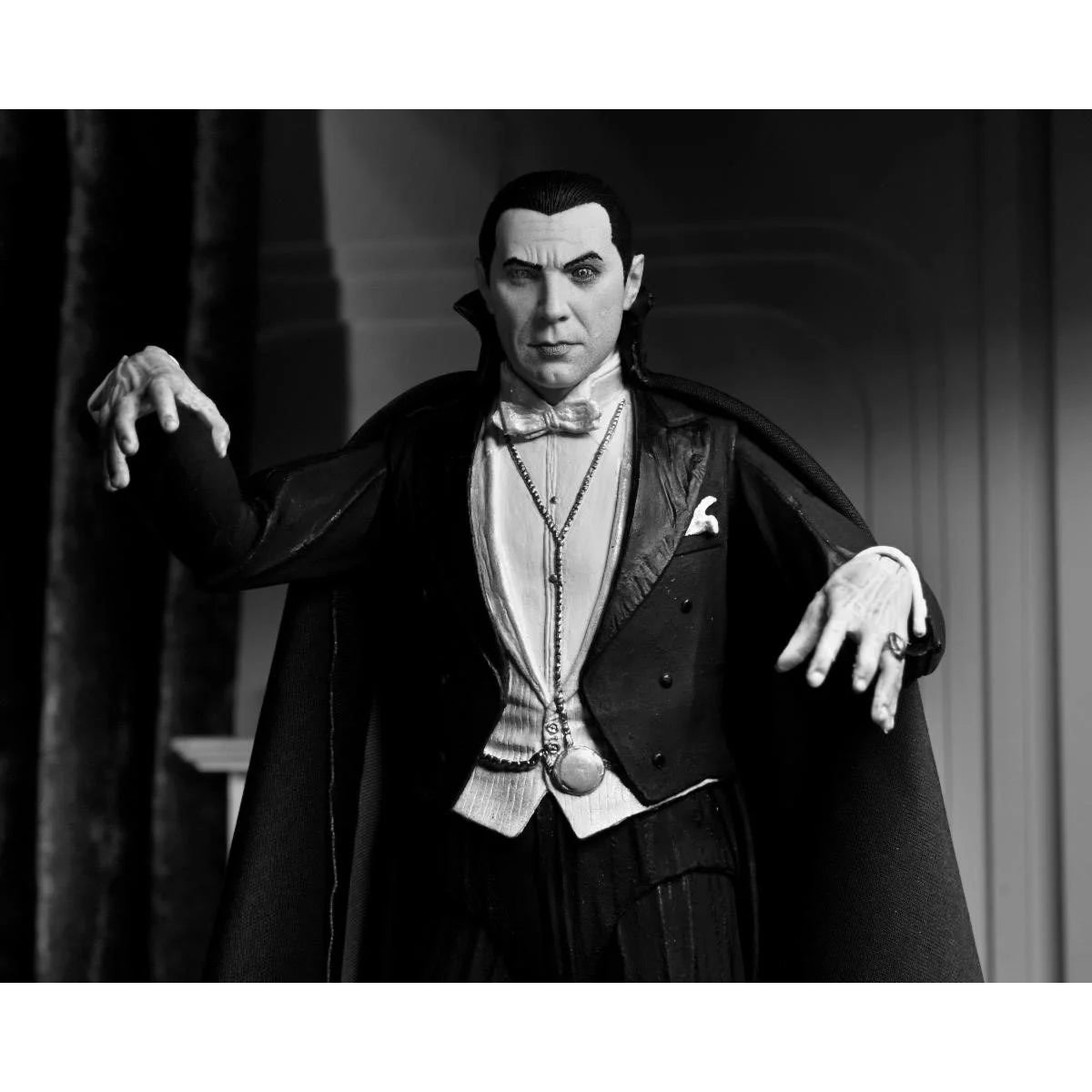 Dracula of Carfax Abbey Black and White 7 inch Neca Action Figure Universal Monsters new in box detailed classic vampire attire