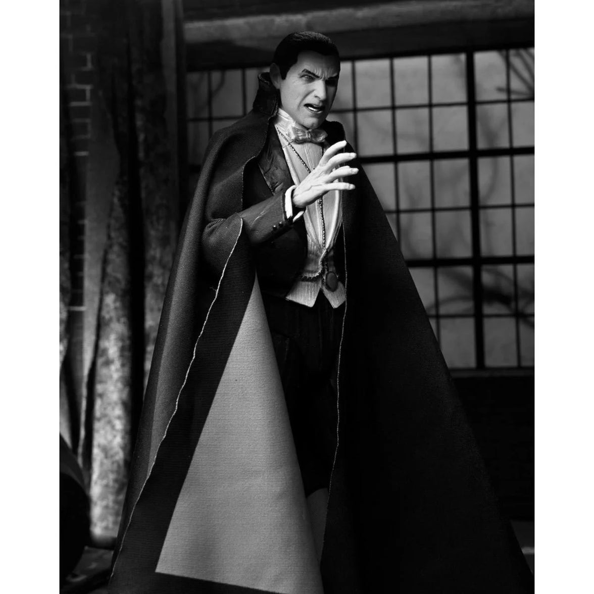 Dracula of Carfax Abbey Black and White 7 inch Neca Action Figure Universal Monsters new in box with cape and classic suit