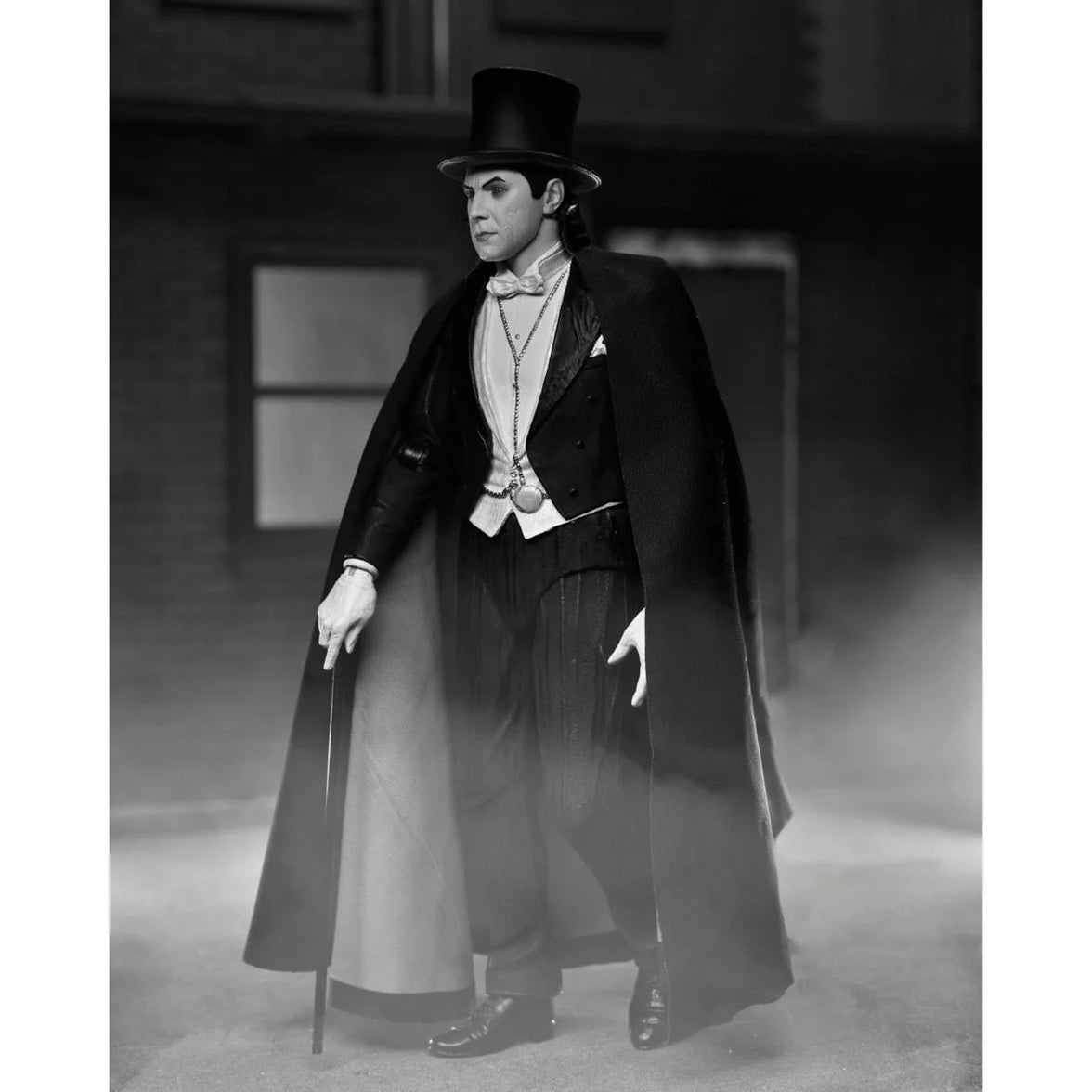 Dracula of Carfax Abbey Black and White 7 inch Neca Action Figure Universal Monsters in classic cloak and top hat new in box