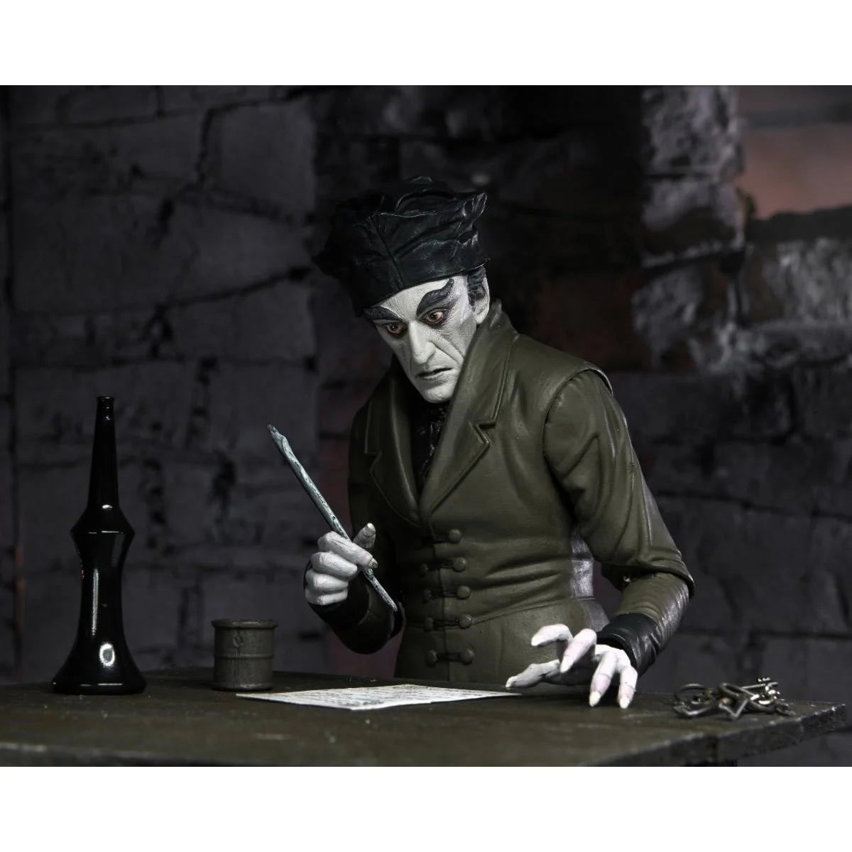 Nosferatu Ultimate Count Orlok Action Figure NECA 7” in green coat writing with quill pen collectible toy by Neca