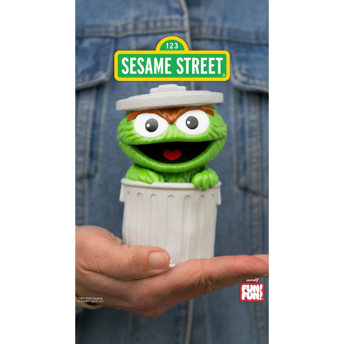 Sesame Street Oscar the Grouch (Green) FUN! FUN! Vinyl Figure new in box collectible by Super7 in trash can design