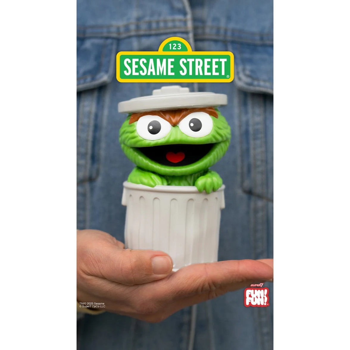 Sesame Street Oscar the Grouch (Green) FUN! FUN! Vinyl Figure new in box collectible by Super7 in trash can design