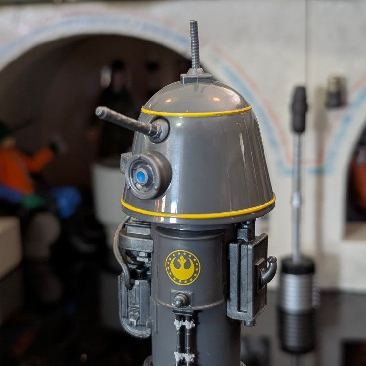 Kenner R1 Droid action figure from Star Wars Droid Factory with rotating dome and detailed matte finish