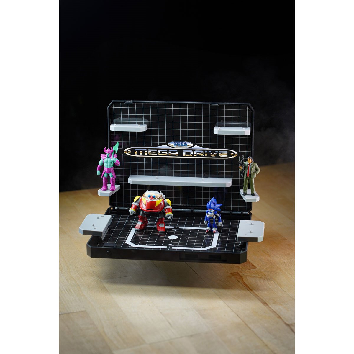 Console Heroes Sega Mega Drive Supervillain Boss Bundle Playset with Sonic the Hedgehog Cartridge new in box by Go Figment