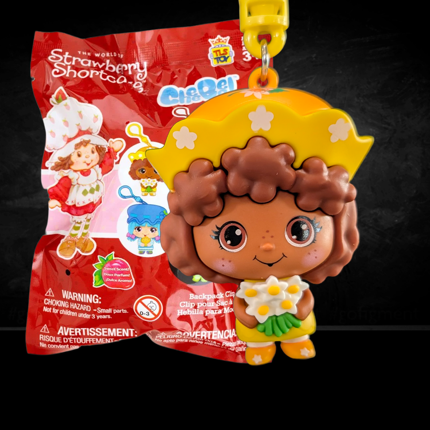 Strawberry Shortcake CheeBee U-PICK 2.5-Inch Keychain Blind Bag collectible by Loungefly featuring Orange Blossom character with flower bouquet