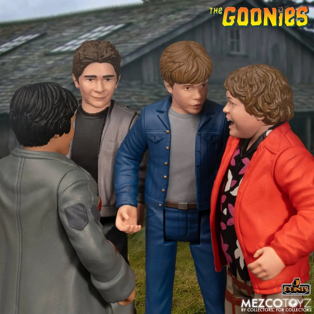 CHUNK (Lawrence "Chunk" Cohen) from The Goonies 1:18 Scale 3.75" 5 Points Retro Action Figure by Mezco