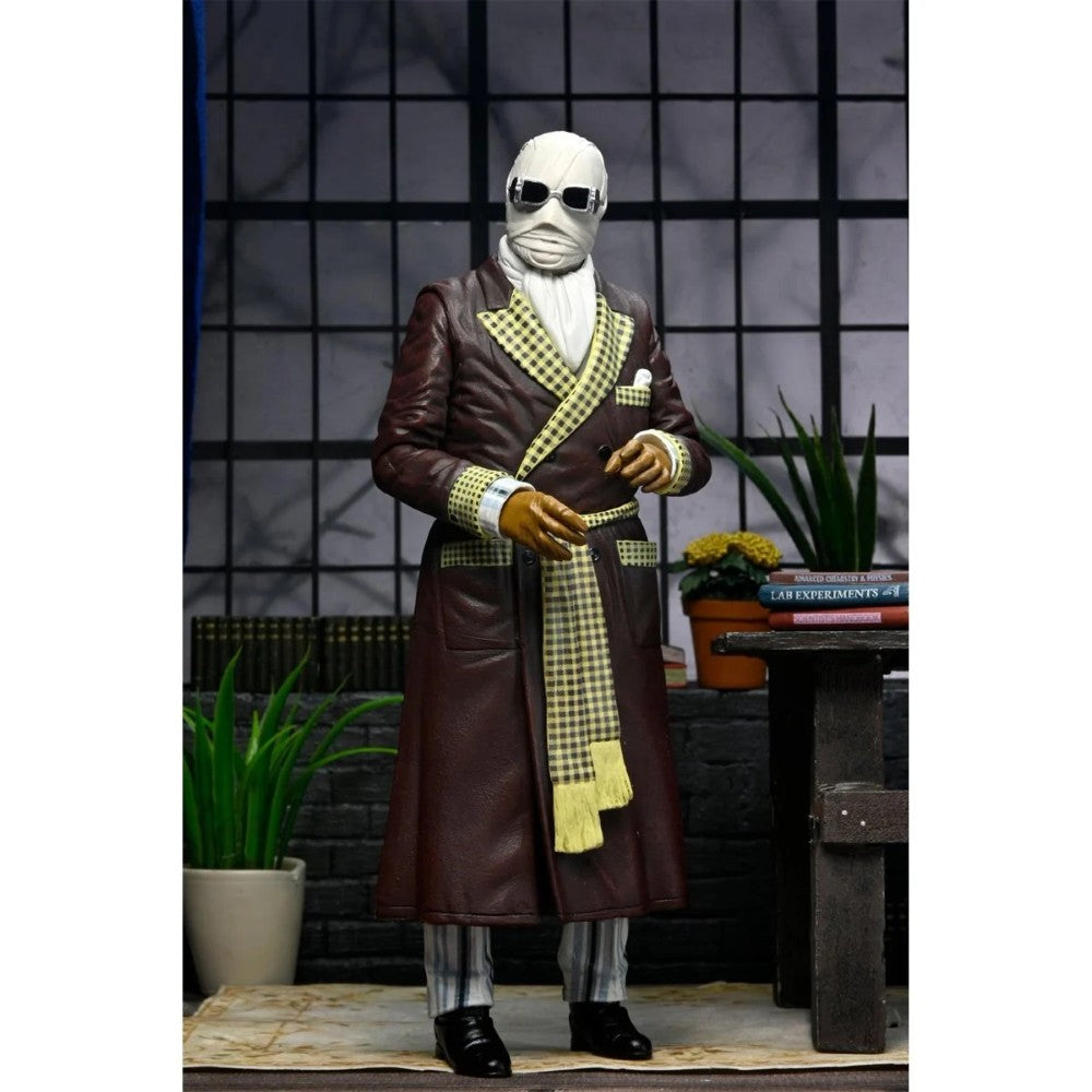 The Invisible Man Kemp House Color Universal Monsters Ultimate Action Figure NECA 7” in brown robe with scarf new in box collectible