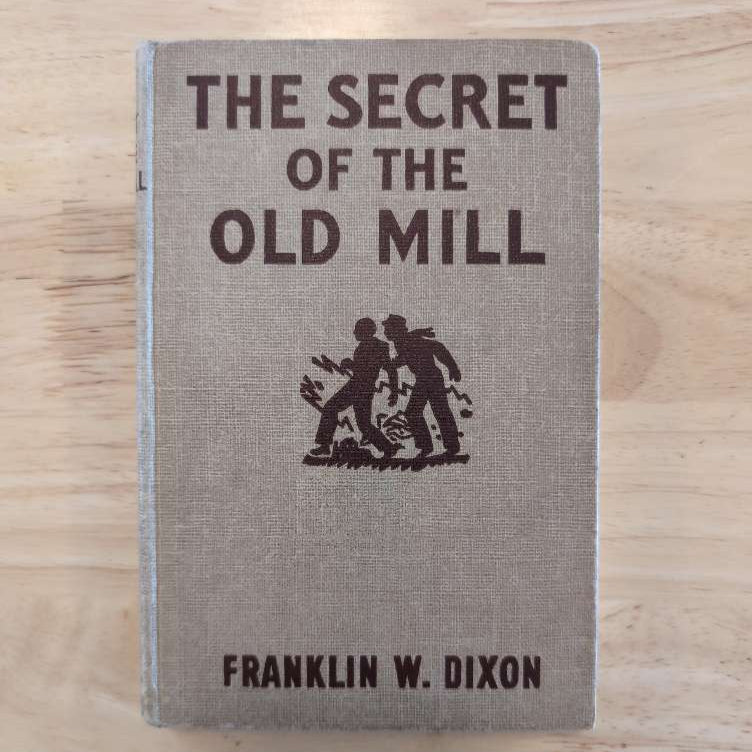 Vintage Hardy Boys book The Secret of the Old Mill by Franklin W. Dixon published by Grosset & Dunlap, Inc.