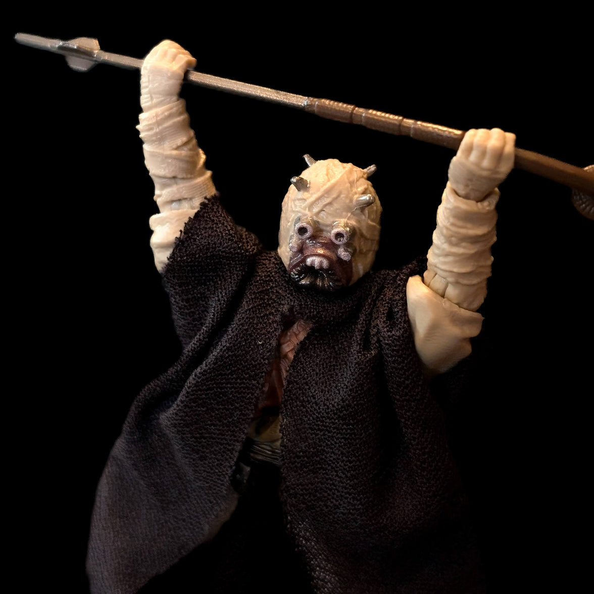 Tusken Raider (George) Action Figure Star Wars Vintage Collection | VC-LOOSE image 3