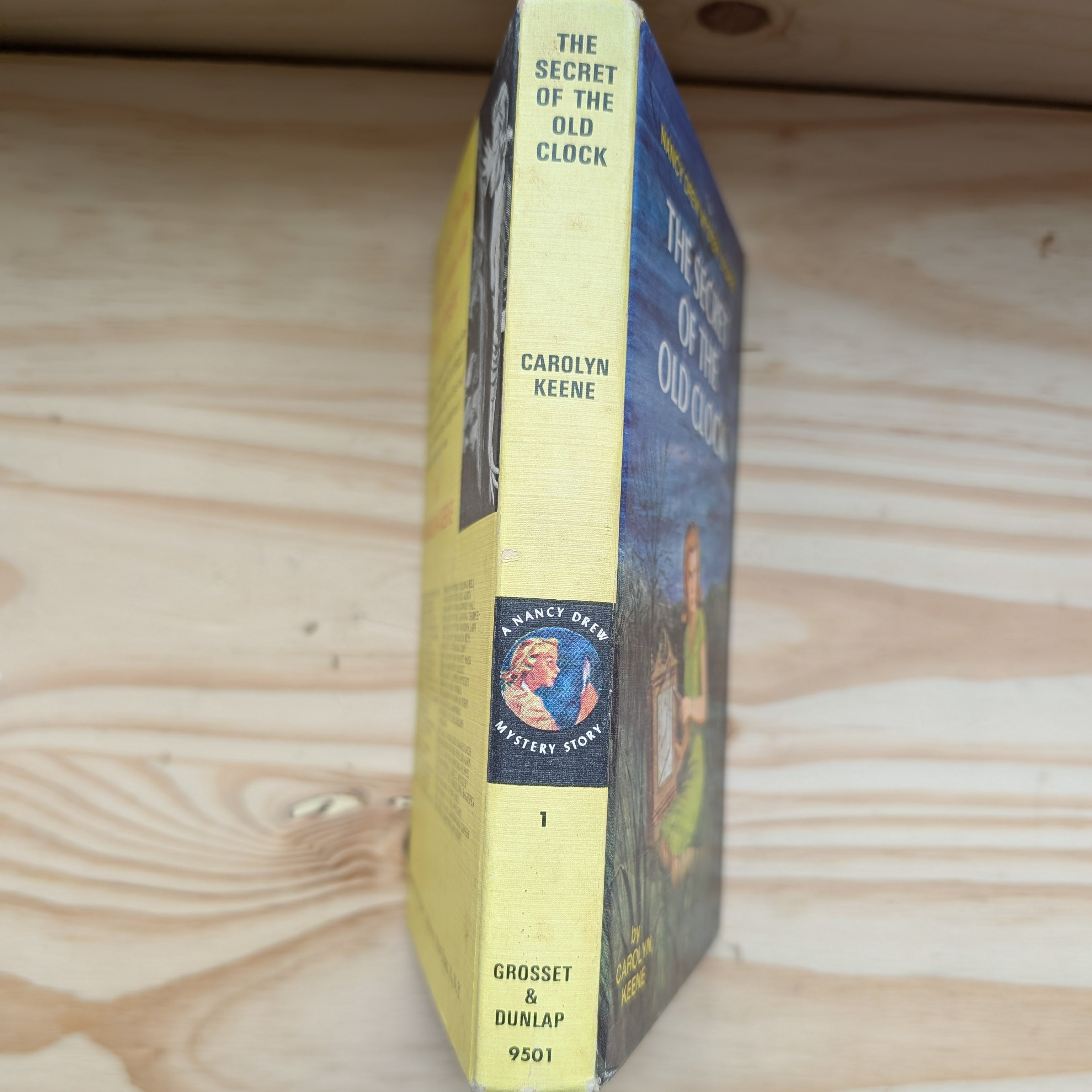 1 The Secret of the Old Clock Nancy Drew Mystery Books -1959 (be) vintage hardcover by Grosset & Dunlap, Inc.