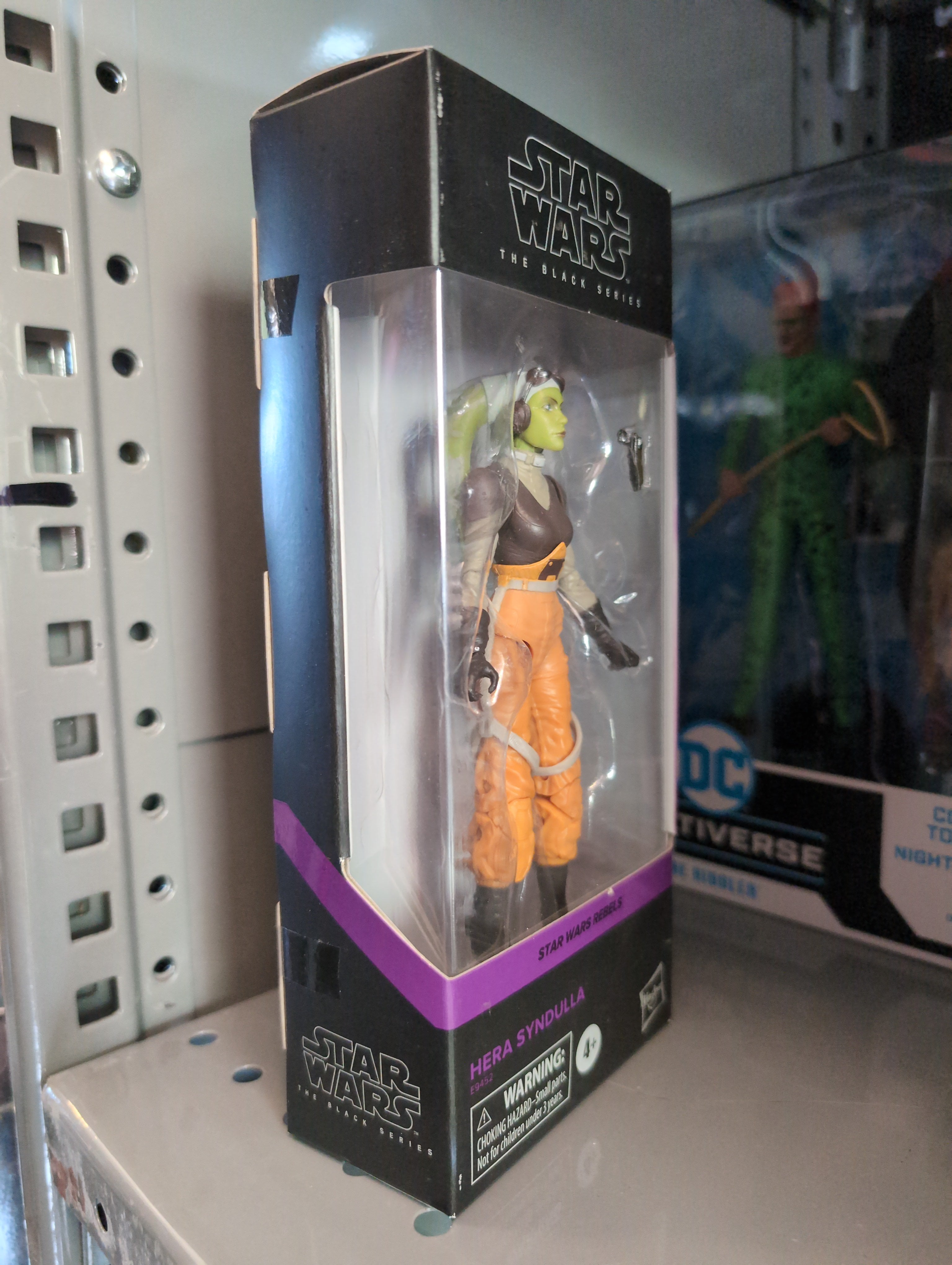 Hasbro Star Wars Black Series Hera Syndulla 6-inch action figure in pilot suit packaging on store shelf