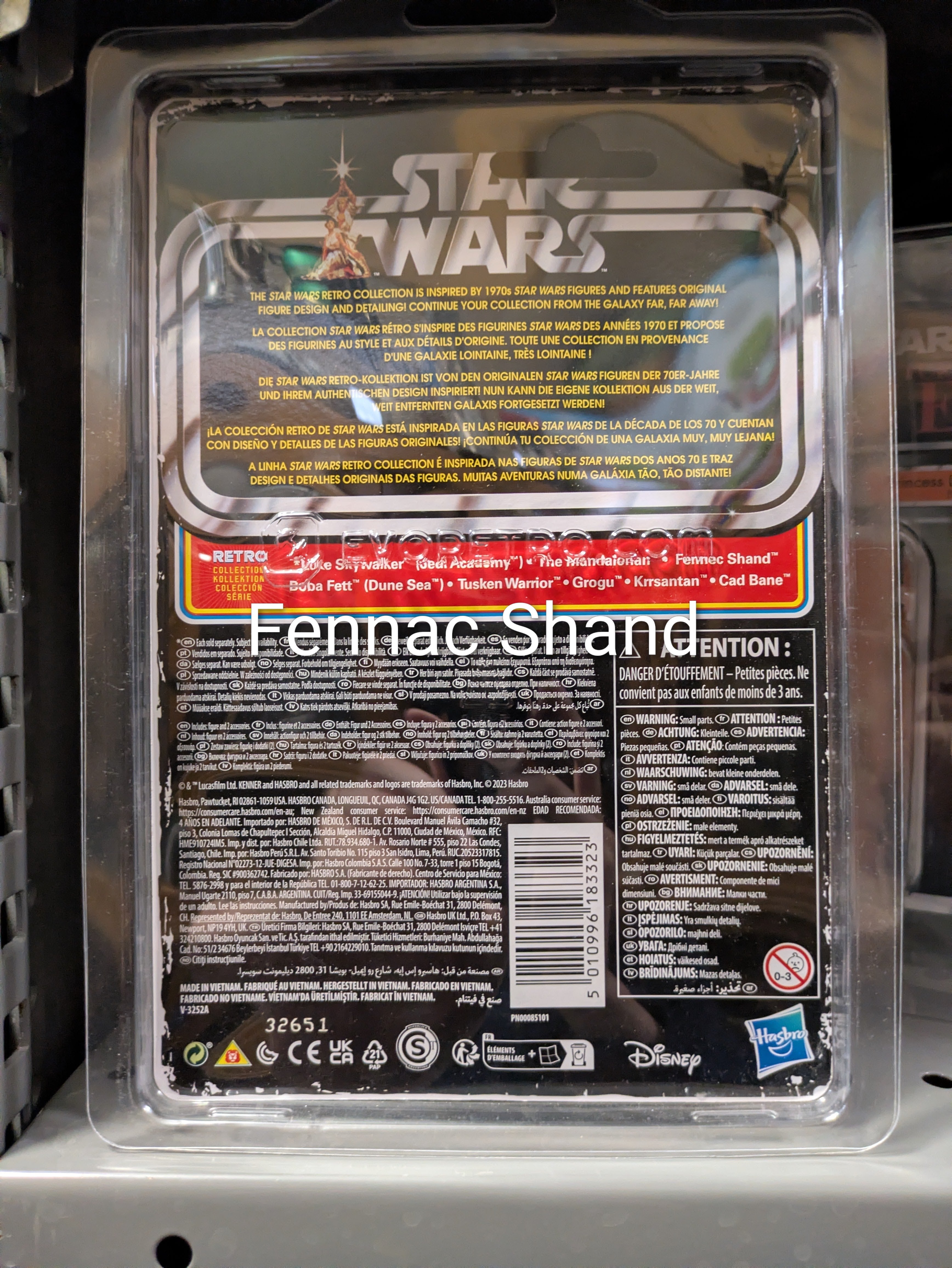 Fennec Shand Star Wars Retro Collection Action Figure in case BOBF by Kenner, new in box 3.75-inch scale collectible
